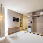 Mari Al Deluxe 호텔 Sarandë