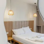 Mari Al Deluxe 4* Sarandë