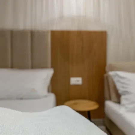 Mari Al Deluxe 4* Saranda