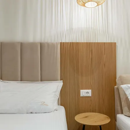 Hotel Mari Al Deluxe