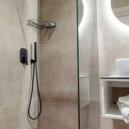 Mari Al Deluxe Hotel 4*