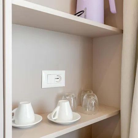 Hotel Mari Al Deluxe