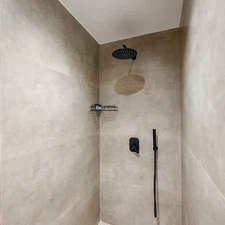 Hotel Mari Al Deluxe 4*