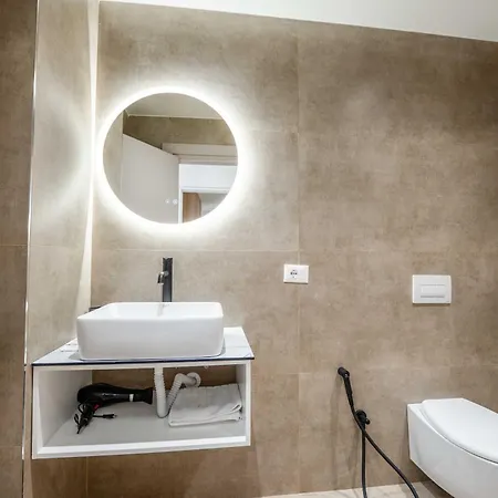 Mari Al Deluxe 4* Saranda