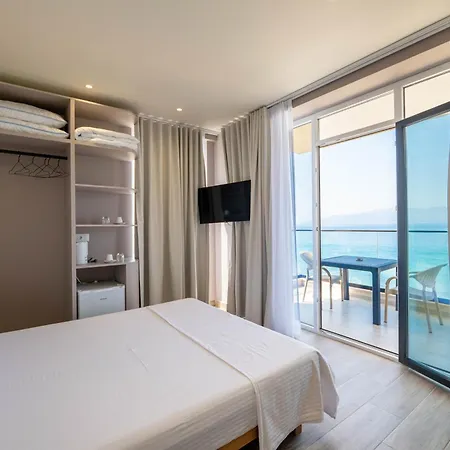 Mari Al Deluxe Sarandë