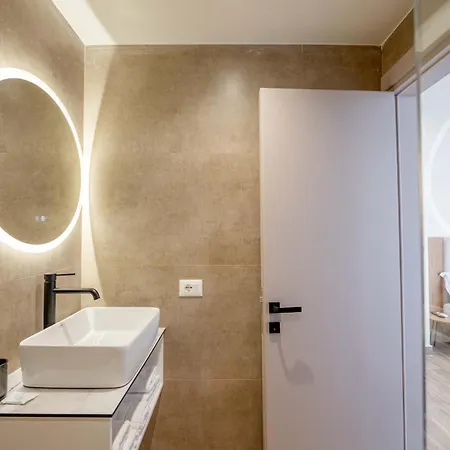 Mari Al Deluxe 4*